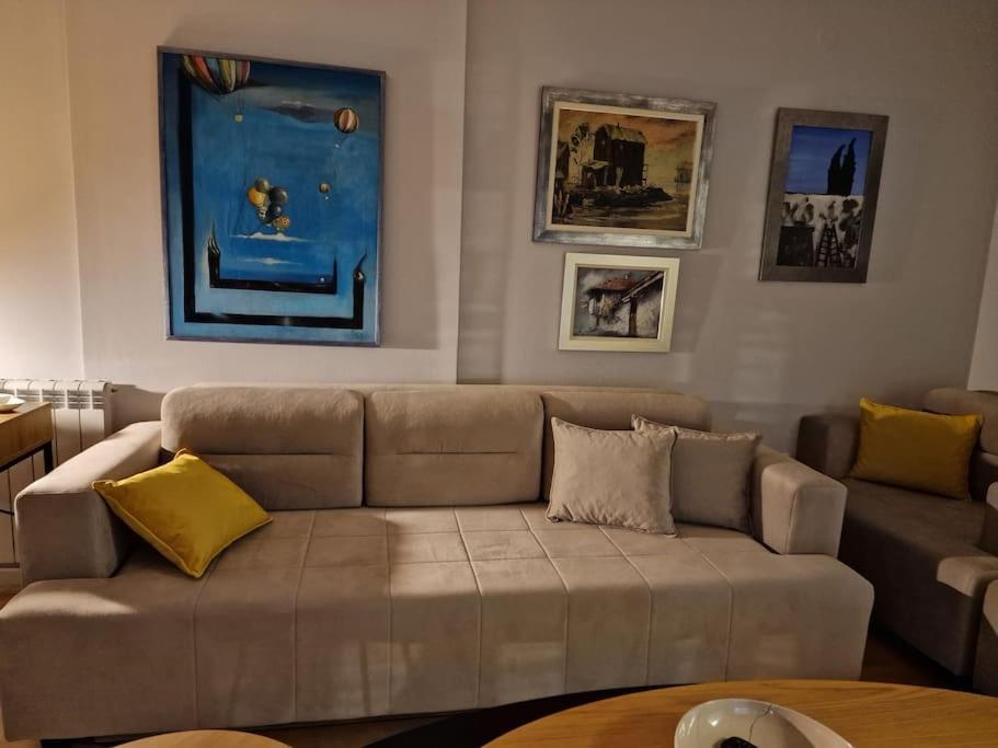 Luxury Apartment Emas Old Town Sarajevo Dream View 외부 사진